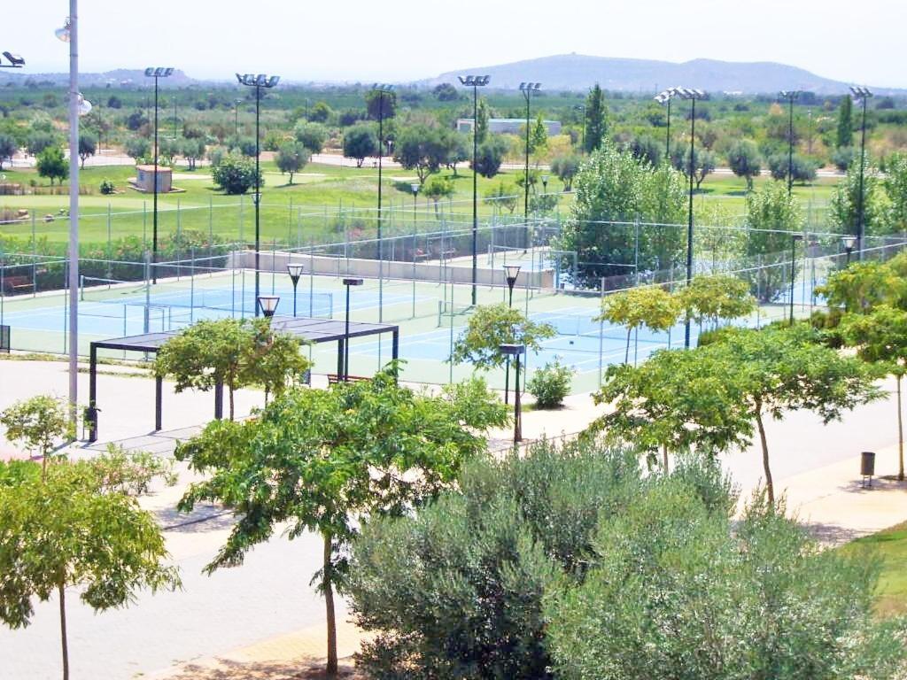 Espectacular Chalet Adosado Para Vacaciones En Panoramica Golf Sant Jordi Екстер'єр фото